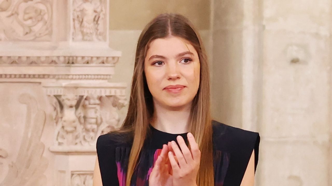 La infanta Sofía quiere escapar del control de la reina Letizia y está  buscando no volver a Zarzuela | Caras