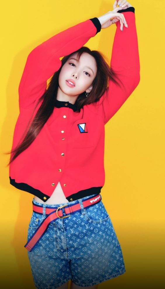 Nayeon para tmrw