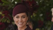 Kate Middleton desplegó elegancia en un acto oficial 