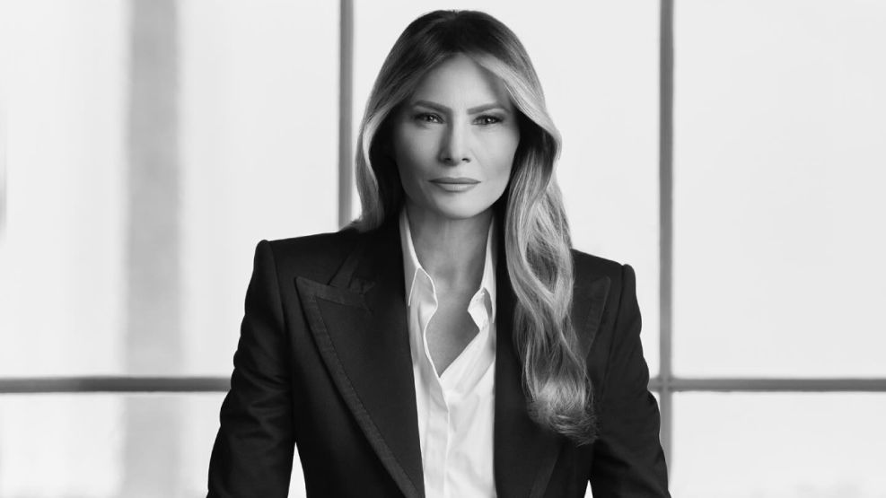 Melania Trump y su nuevo retrato oficial 