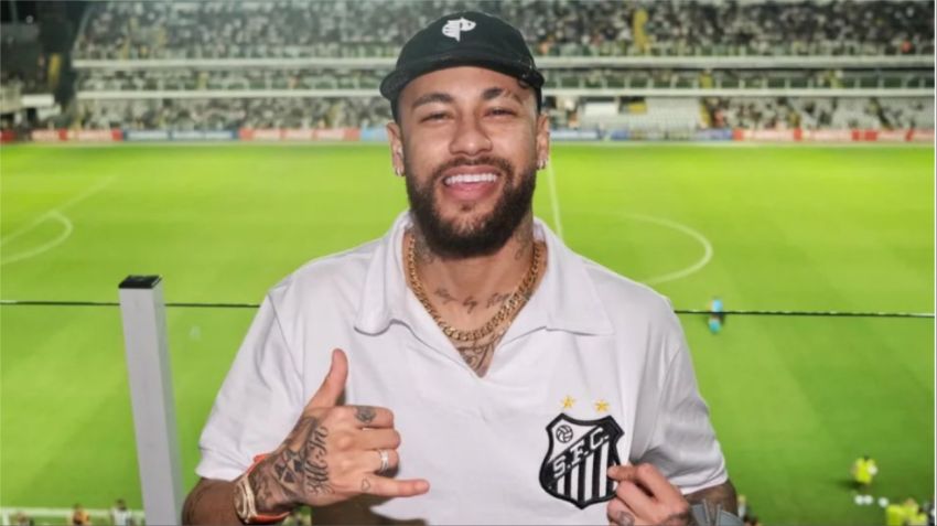 Luego de un paso para el olvido en el fútbol árabe, Ney vuelve al Santos.