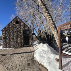 Aspen, una ciudad de montaña para caminar y disfrutar.