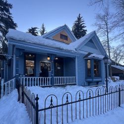 Aspen, una ciudad de montaña para caminar y disfrutar.
