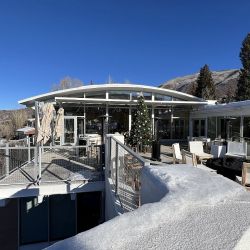 Aspen Meadows Resort, una mini ciudad con museo gratuito incluido.