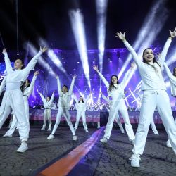  Imagen de artistas presentándose durante la ceremonia de clausura de los Juegos Mundiales Universitarios de Invierno de la FISU Turín 2025, en Turín, Italia. | Foto:Xinhua/Li Jing