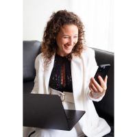 Virginia Spinacci: Empoderando a mujeres emprendedoras desde la adversidad