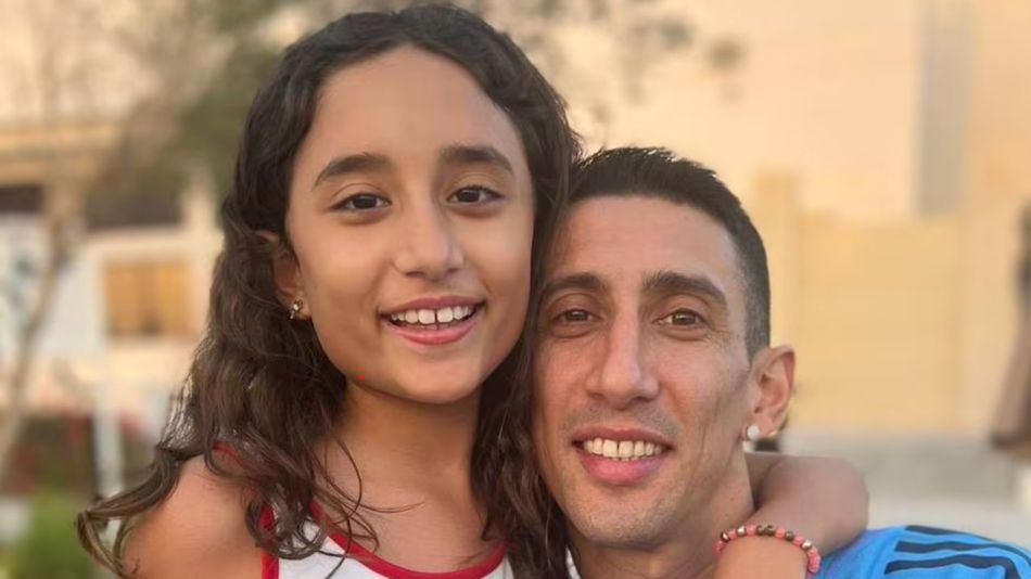 Ángel Di María junto a su hija Mía 