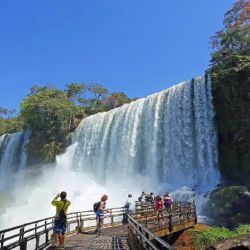 La entrada al Parque Nacional Iguazú cuesta $15.000 para los argentinos.