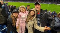 Evangelina Anderson con sus hijos