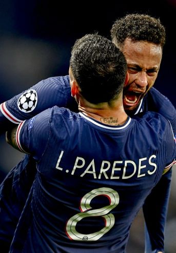 Paredes y Neymar