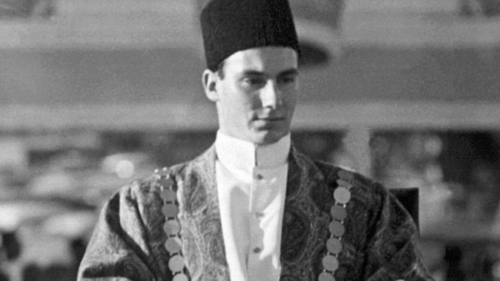 Karim Al-Hussaini, Aga Khan IV