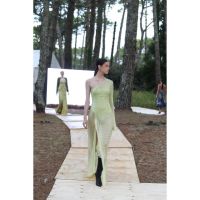 Alta Costura y naturaleza: Sylvie Burstin Emm&Val el desfile en Cariló que redefinió la elegancia