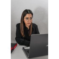 Escribana Fernanda Cortez | Foto:CEDOC
