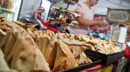 Empanadas árabes en la Fiesta de las colectividades