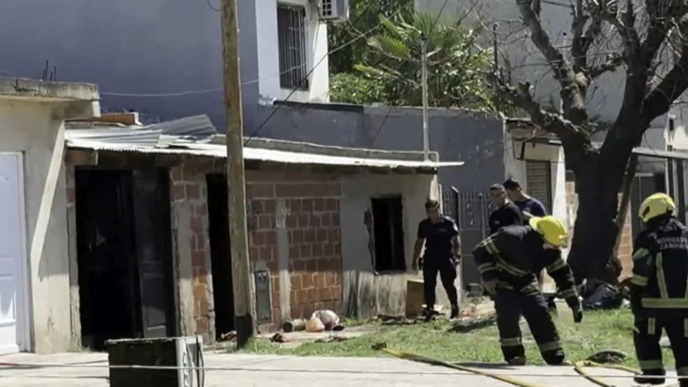 Incendio de una casa en el partido bonaerense de Campana 20250207