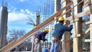 Los trabajadores de la construcción superaron el 75% de informalidad