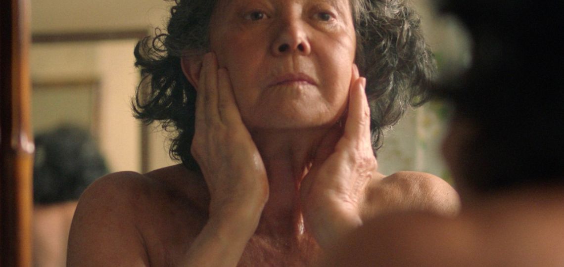 "Memorias de un cuerpo que arde": la película que desafía el tabú del sexo en la tercera edad
