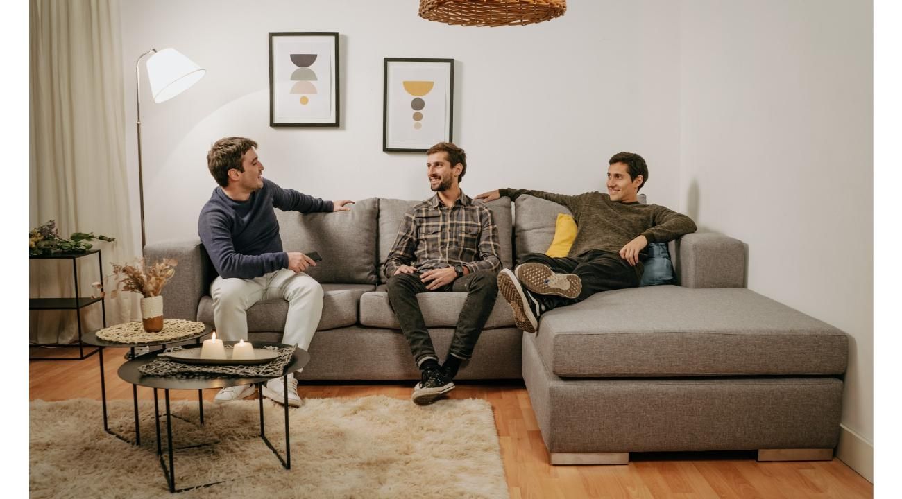 Sofá del Rey: La historia del sueño de unos amigos emprendedores convertido en comodidad para todos