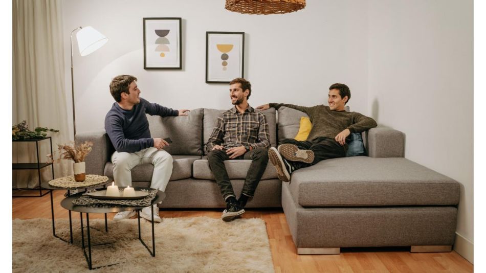 Sofá del Rey: La historia del sueño de unos amigos emprendedores convertido en comodidad para todos