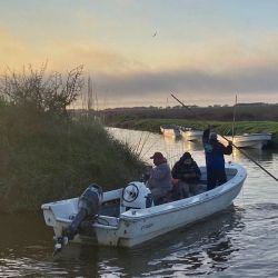 Anuncian más de $ 10.000.000 en premios, con un tracker 6,20 m, con motor 0 km de premio principal a la pieza mayor de pejerrey. Además, habrá botes, motores y artículos de pesca en el resto de las gratificaciones. 