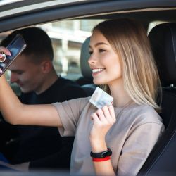 Homologar la licencia de conducir argentina en España es un trámite esencial para circular legalmente y sin inconvenientes. | Foto:Goodlymedia