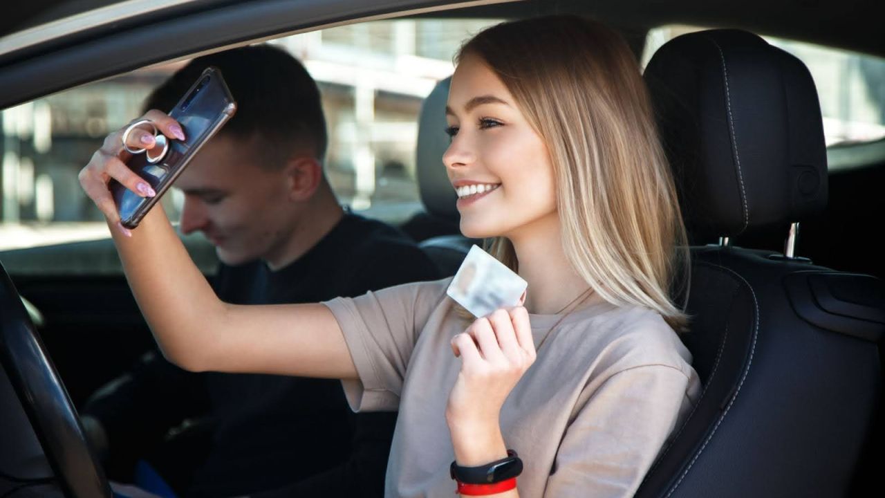Homologar la licencia de conducir argentina en España es un trámite esencial para circular legalmente y sin inconvenientes. | Foto:Goodlymedia