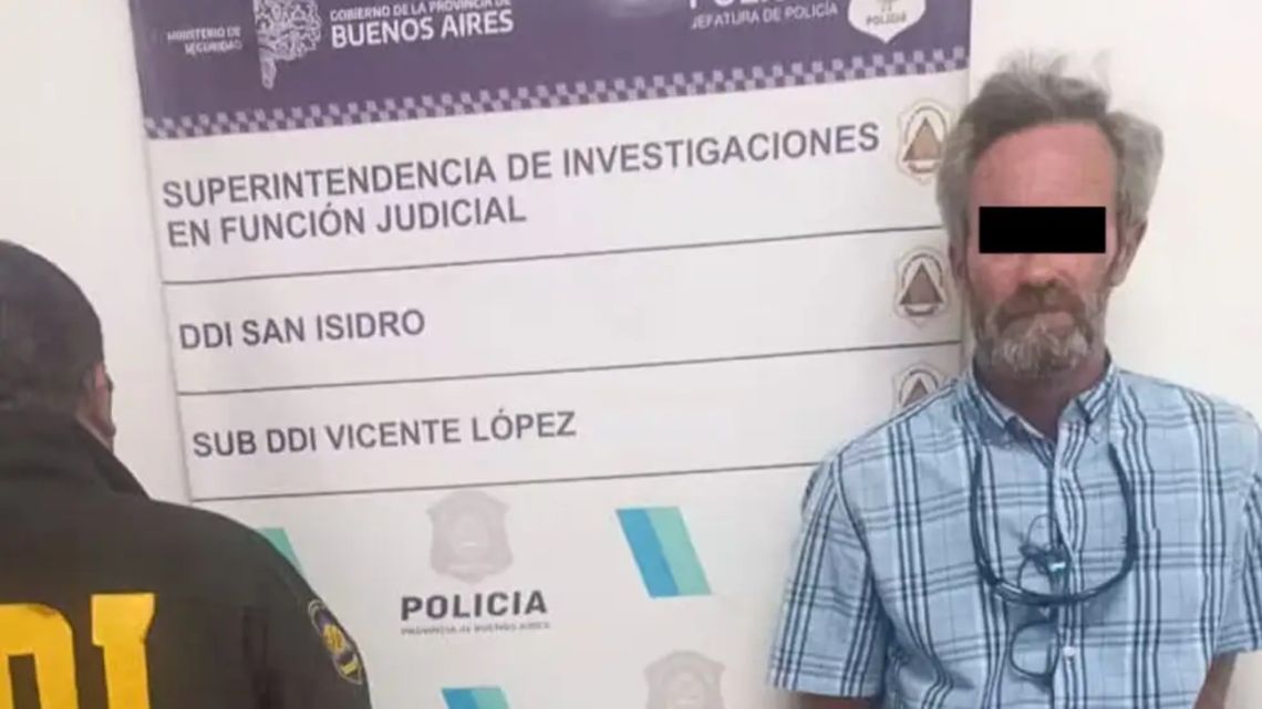 Leandro Tulia, the former coach of Argentine Olympic sailor Eugenia Bosco, has been arrested in Buenos Aires on historic sexual abuse allegations.