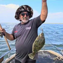 El clima ha jugado un papel fundamental porque la laguna cambia constantemente su nivel: ante las pocas lluvias y la consecuente falta de aporte de agua de canales y arroyos, depende exclusivamente del mar.