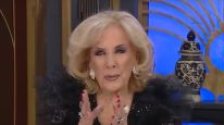 El desesperante momento de Mirtha Legrand cuando se prendió fuego una torta en su programa