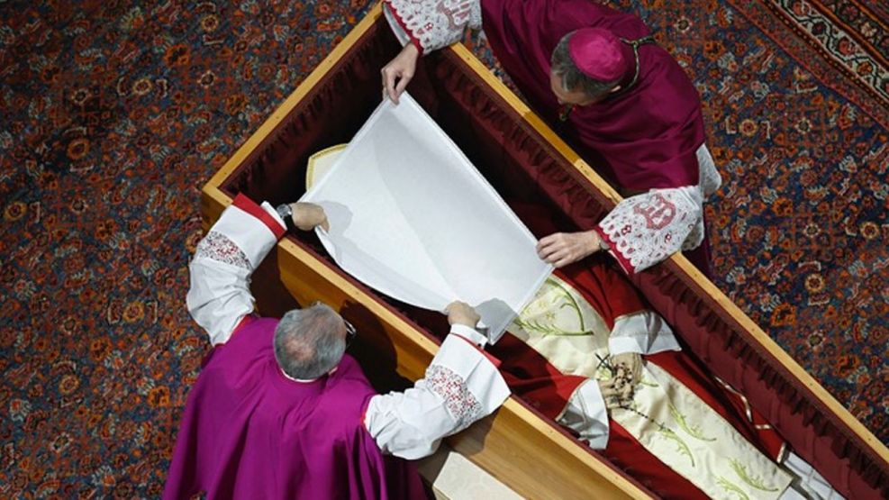 funeral papa