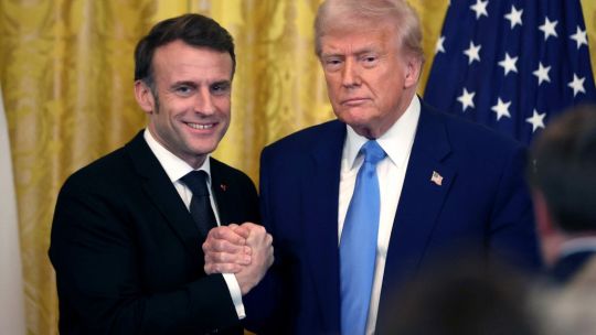 Trump aseguró que el acuerdo con Irán "ya está firmado" y que los buques comenzaron a circular por Ormuz