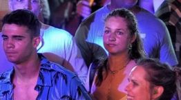 La princesa Leonor en el carnaval de Brasil con uno de sus pretendientes