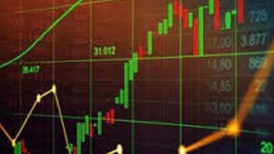 El Riesgo País argentino retrocede a 512 puntos básicos en una jornada de recuperación para los bonos