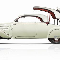 El elegante Peugeot 402 cumple 90 años.