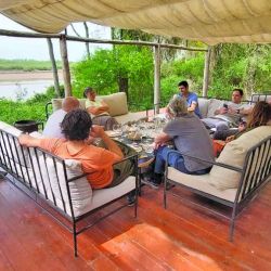 Seis días de intensa travesía, campamento a orillas del río, caminatas, gastronomía autóctona y la cercanía con una fauna increíble en El Impenetrable.