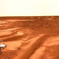 Los científicos encontraron evidencias claras de depósitos sedimentarios, características típicas de las costas terrestres