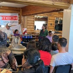 Más allá de la falta de pesca, hubo varios hechos para destacar. Entre ellos, la participación de personas ciegas y disminuidas visuales, del Centro de Rehabilitación Integral Patagónico (CRIP), que con la colaboración de la Asociación de Caza y Pesca Nahuel Huapi comenzaron a pescar recientemente.