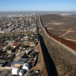 Vista aérea de un campamento de la Guardia Nacional mexicana recientemente montado junto a la frontera entre México y Estados Unidos. Foto de Guillermo ARIAS / AFP | Foto:AFP