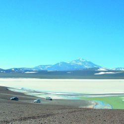 Espejos cristalinos para apreciar en nuestro país: el Escondido, el Argentino, laguna Brava, el dique de Ullum, Mar Chiquita en Ansenuza y el lago del Fuerte son algunos de ellos.