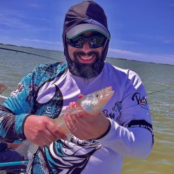 En vísperas de un nuevo mes, el pescador comienza a dejar de lado la playa y a pensar en las lagunas con el pejerrey como estrella principal.