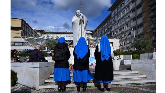 La salud del Papa sufrió un inesperado empeoramiento