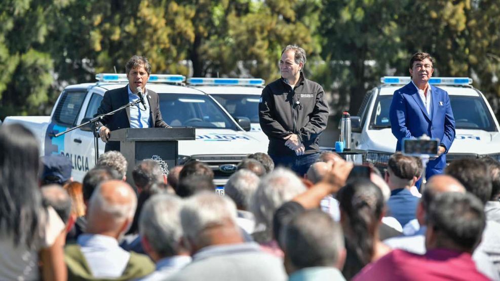 010325_kicillof_policia_na_g