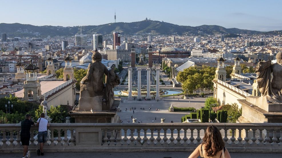 ¿Cómo emigrar a España después de los 50 años? 