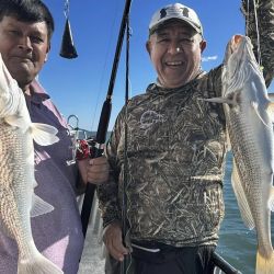 Tras un fin de semana lleno de feriados, el pique no decae y muchos se vuelcan por la pesca del pejerrey.