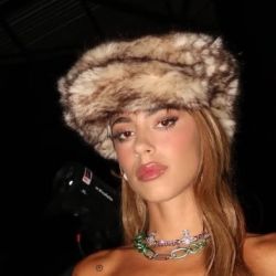Tini Stoessel tiene el ushanka que será furor en el invierno