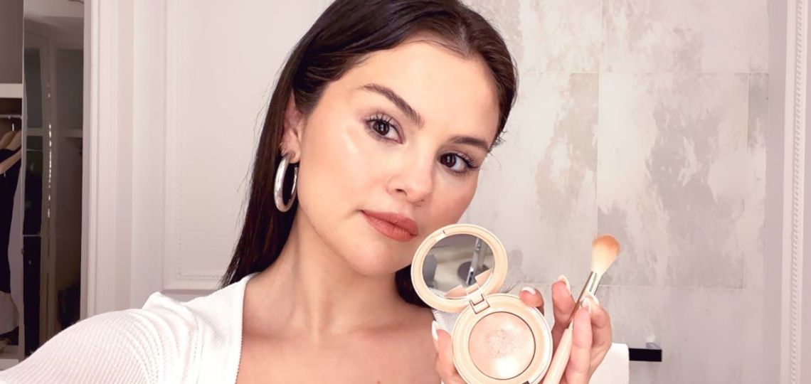Del boho al preppy: así reinventa Selena Gomez el vestido casual