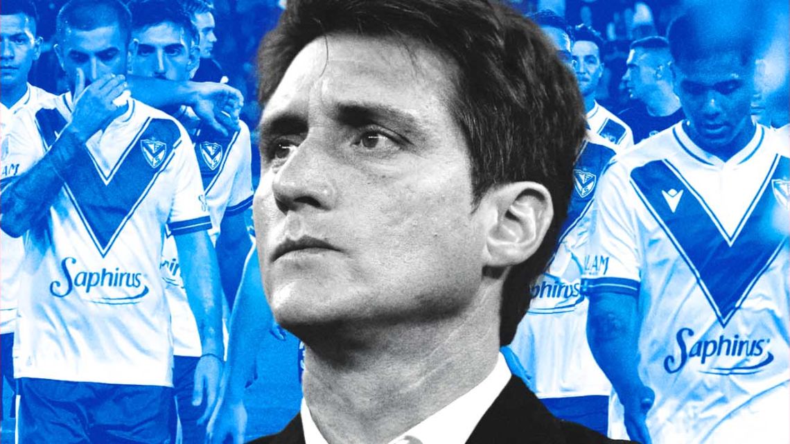 Vélez Sarsfield coach Gustavo Quinteros.