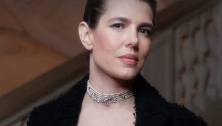 Carlota Casiraghi deslumbró en Chanel durante la Semana de la Moda de París