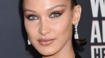 Cómo lograr el maquillaje de Bella Hadid paso a paso, según una experta argentina