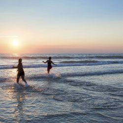 El turismo nocturno es una nueva modalidad en los viajes.